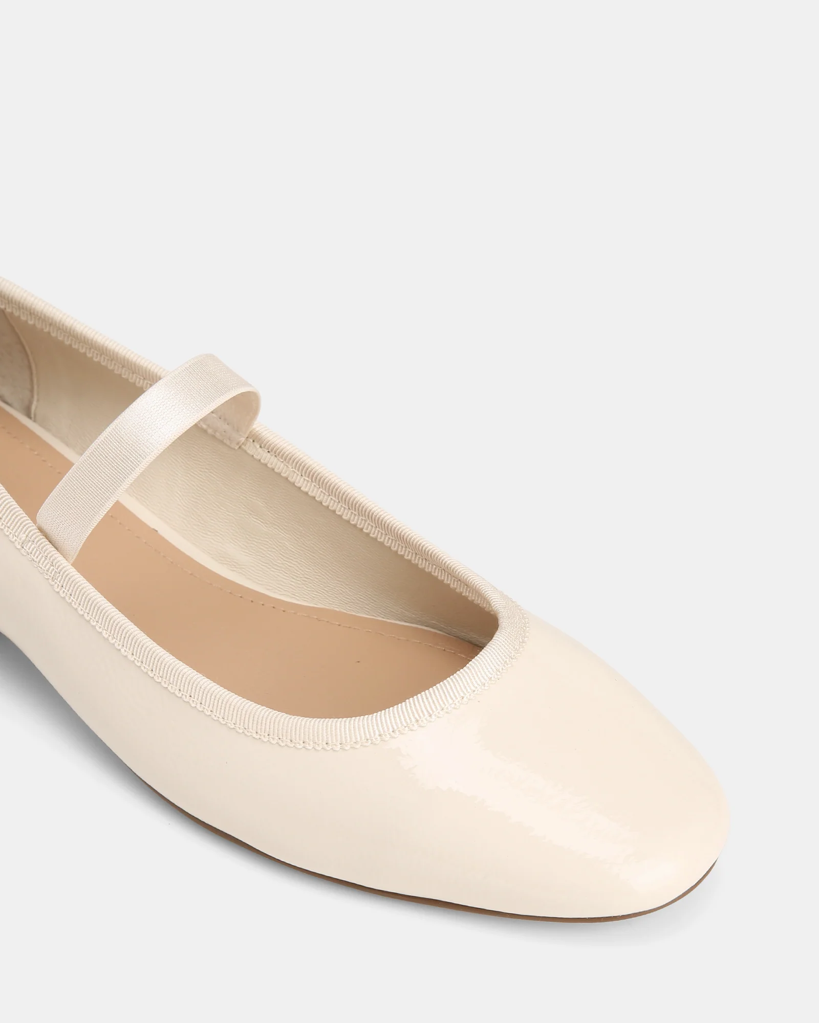Alannah Vintage Ivory Crinkle Patent Leather Mary Jane - Image 4