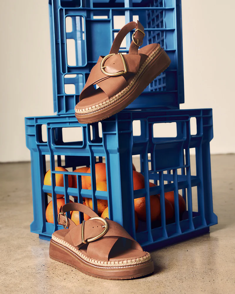Deia Dark Cognac Pebble Leather Flatform - Image 8