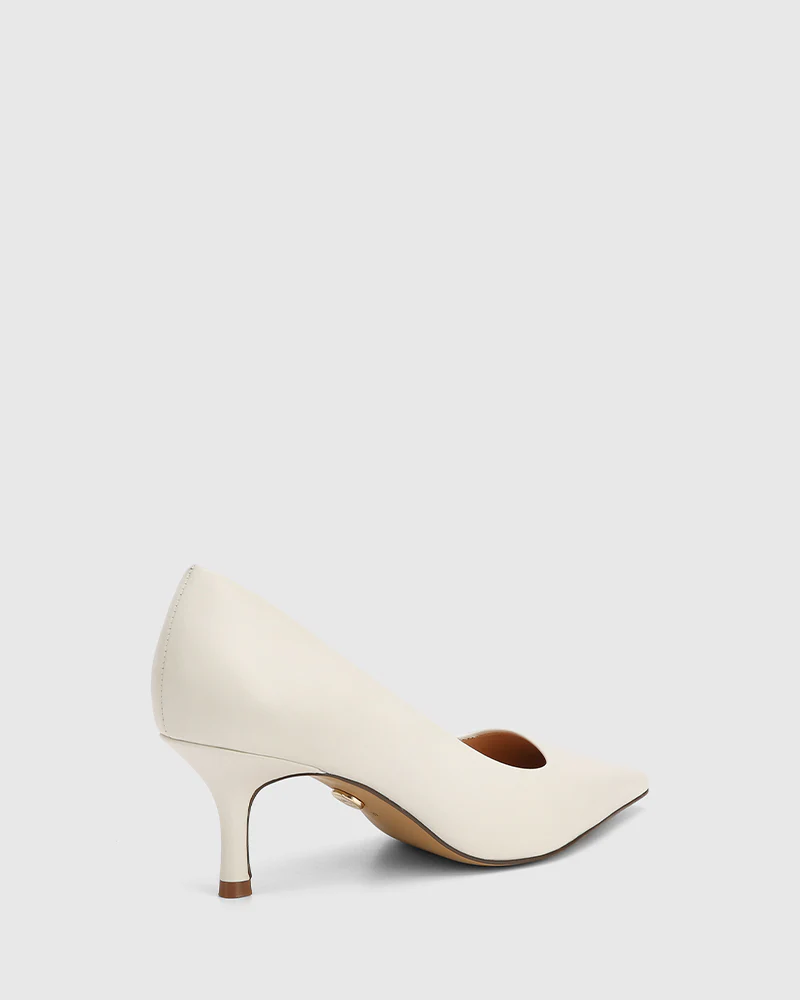 Maine Off White Leather Pump - Image 4