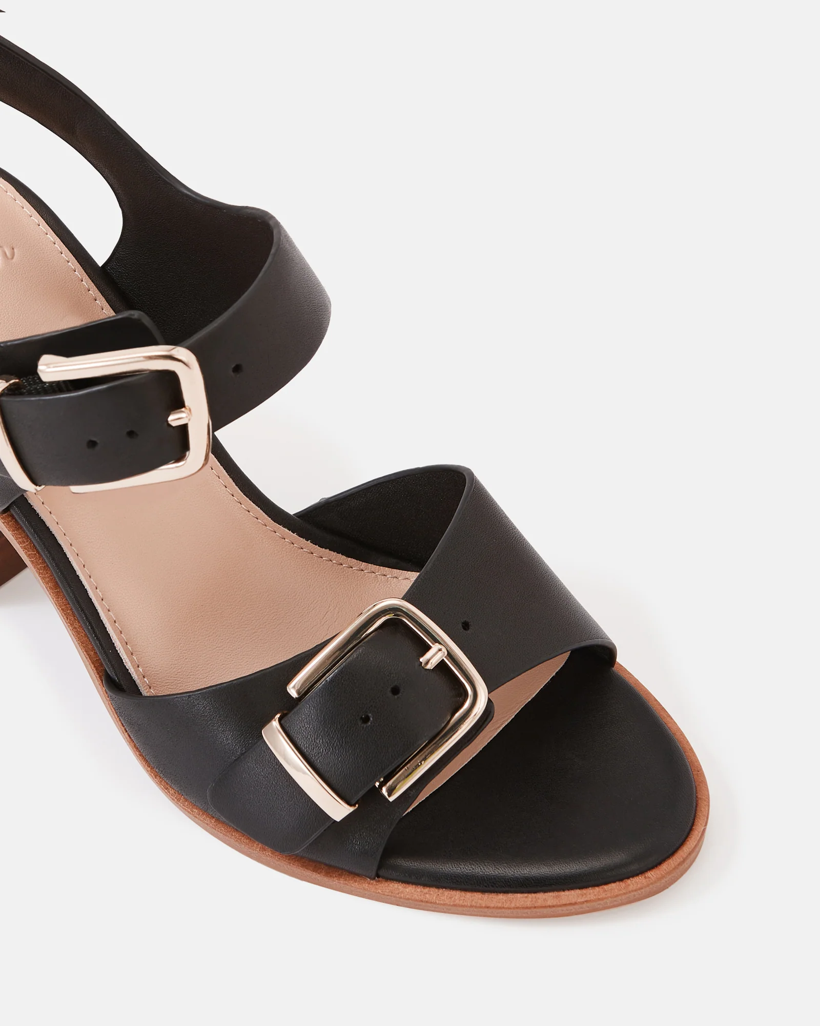 Pipa Black Leather Block Heel - Image 3